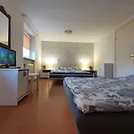 Privatunterkunft Sol